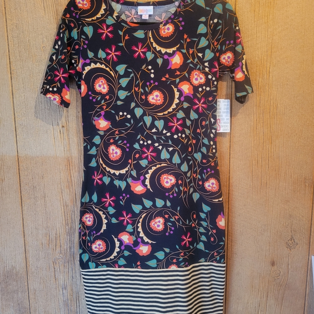 LulaRoe ladies small dress